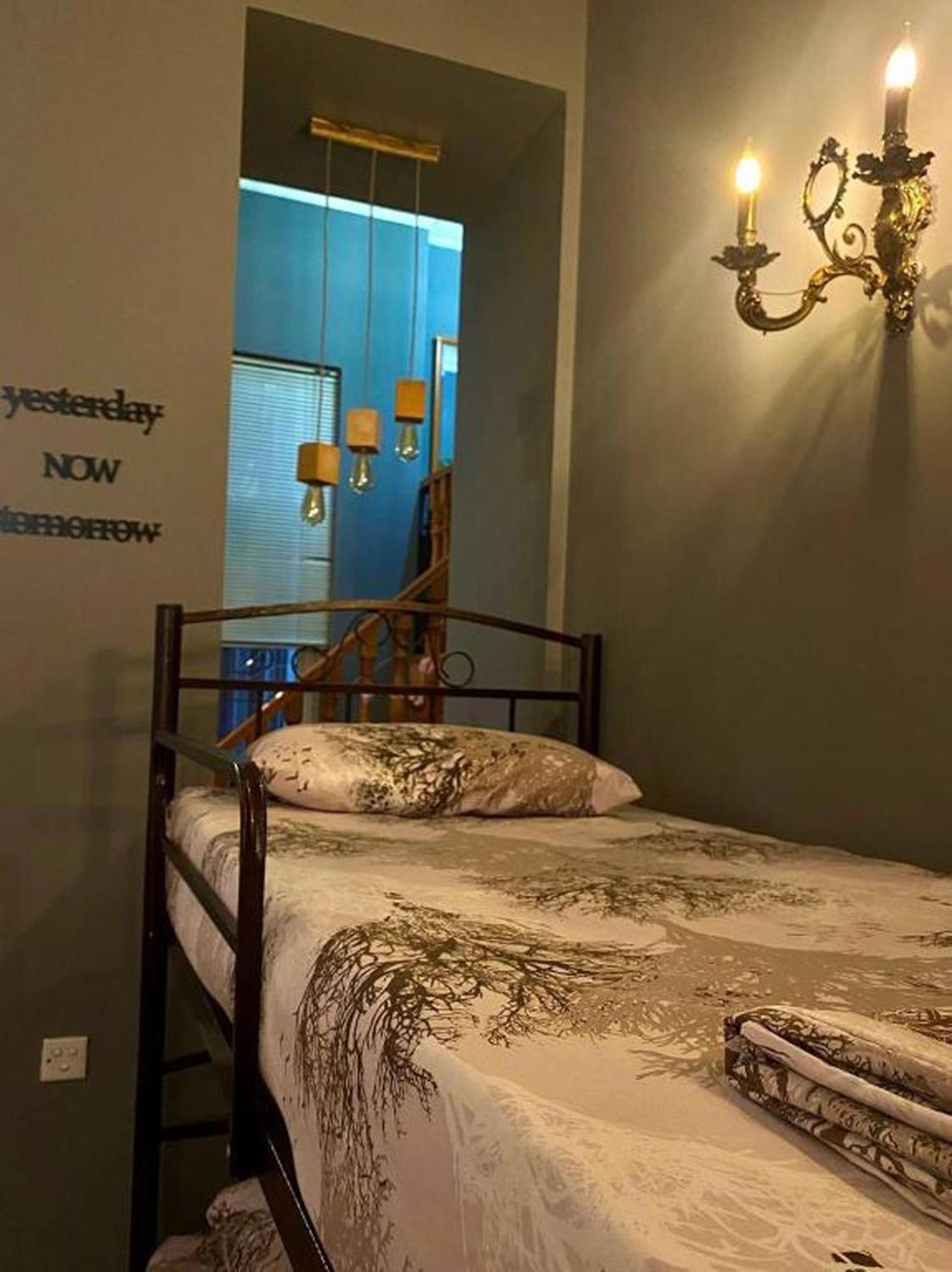S T Hostel Formerly Sth Hostel Bakü Dış mekan fotoğraf